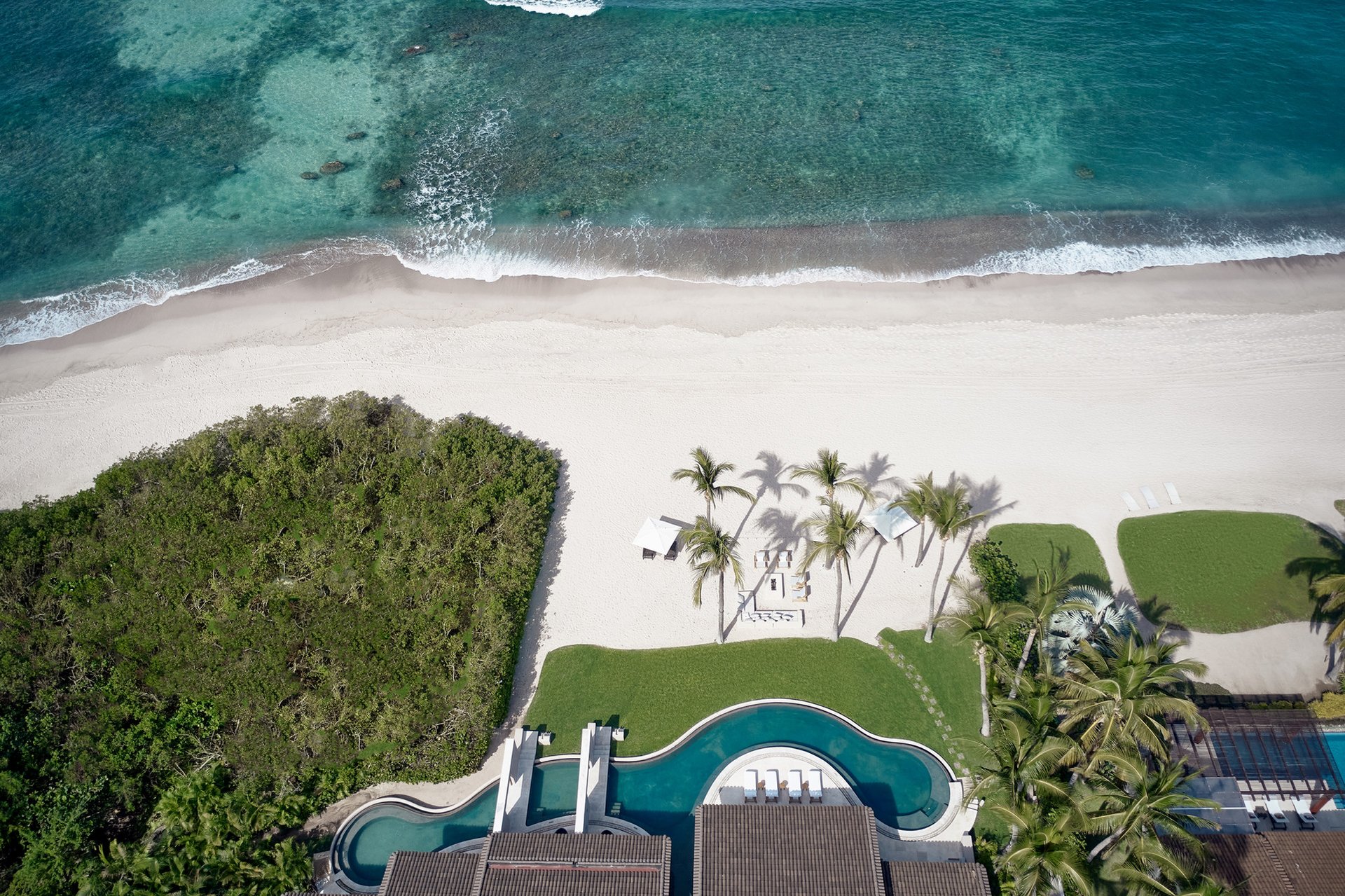 5-Bedroom Coral Beach House
