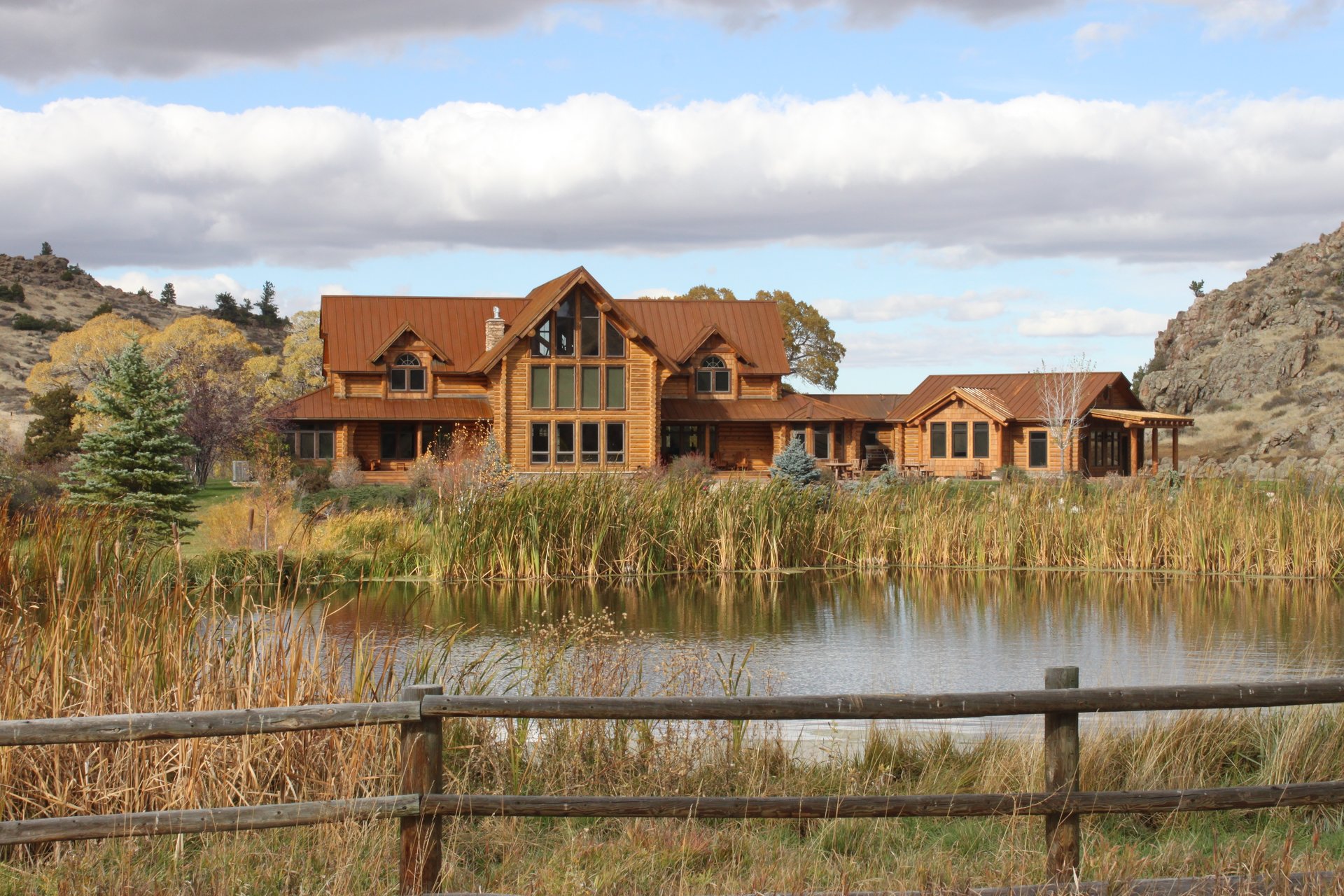 Reid Creek Lodge